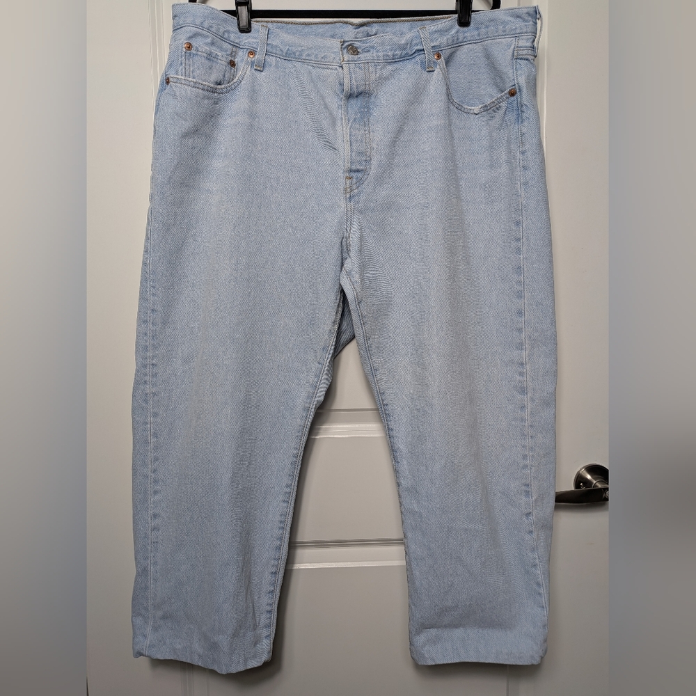 Levi's 501 Jeans Light Wash 100% Cotton Button Fly, Size 20W Cropped